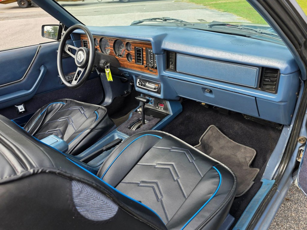 1986 Ford Mustang Image 30