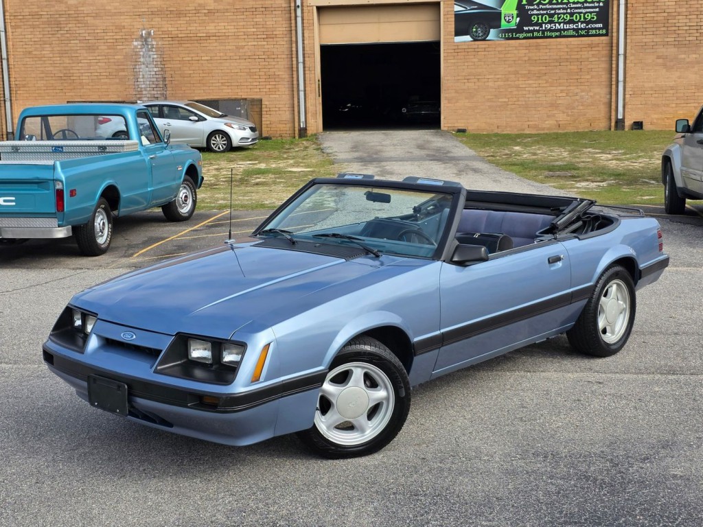 1986 Ford Mustang Image 52