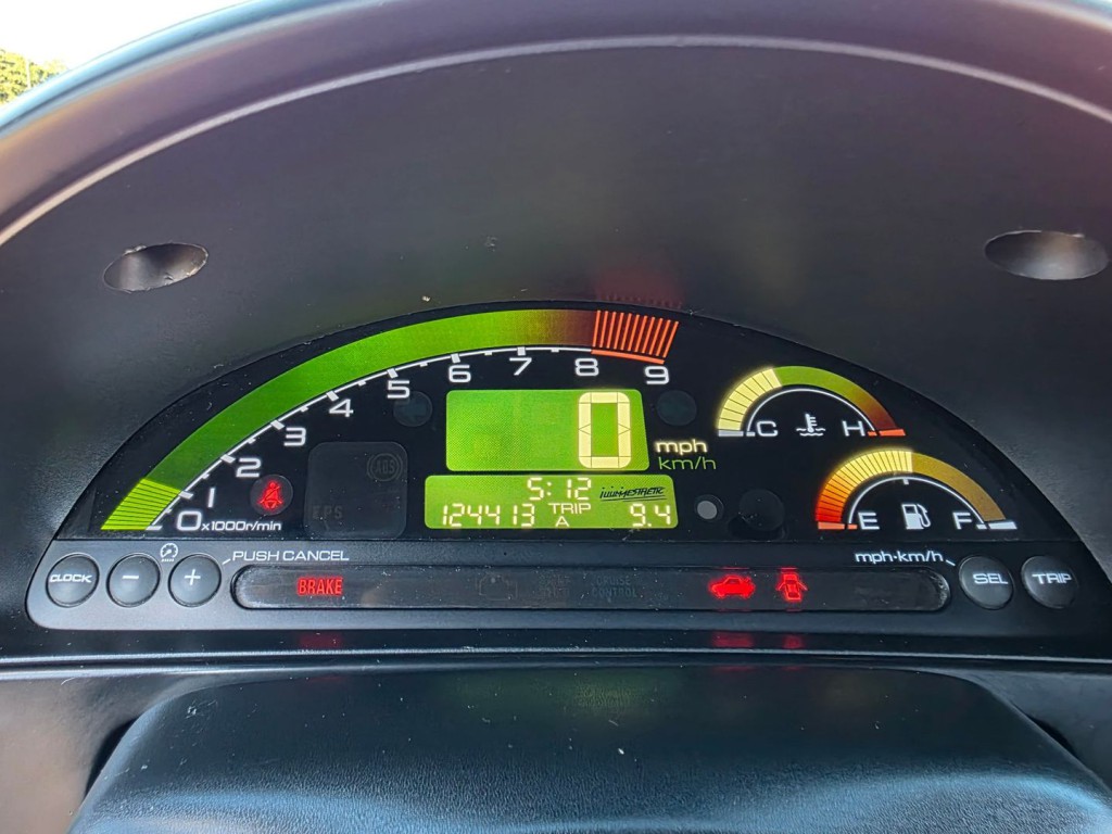 2005 Honda S2000 Image 18
