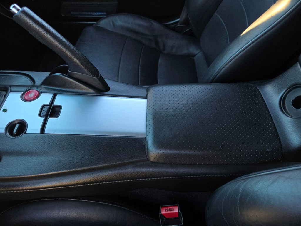 2005 Honda S2000 Image 22