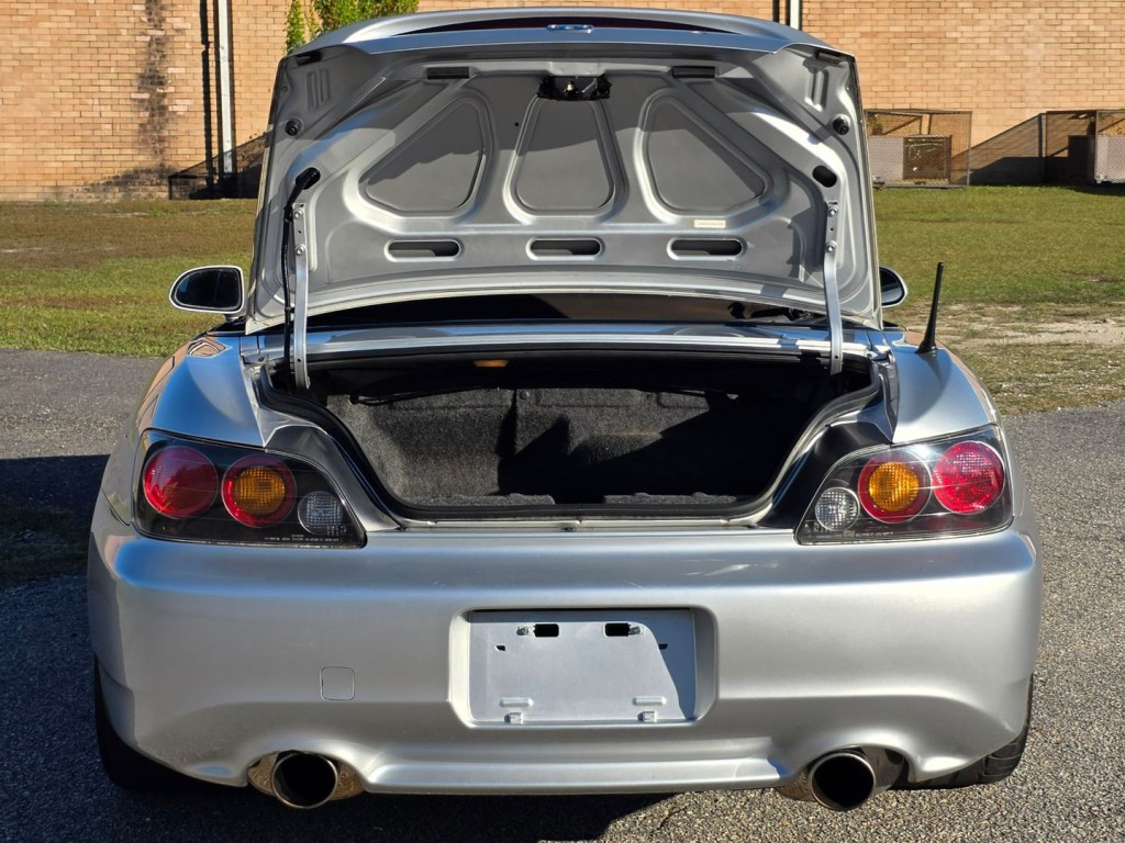 2005 Honda S2000 Image 39