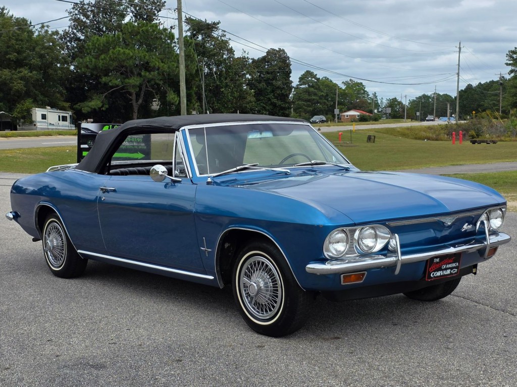 1965 Chevrolet Corvair Image 5