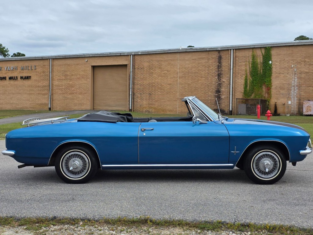 1965 Chevrolet Corvair Image 6