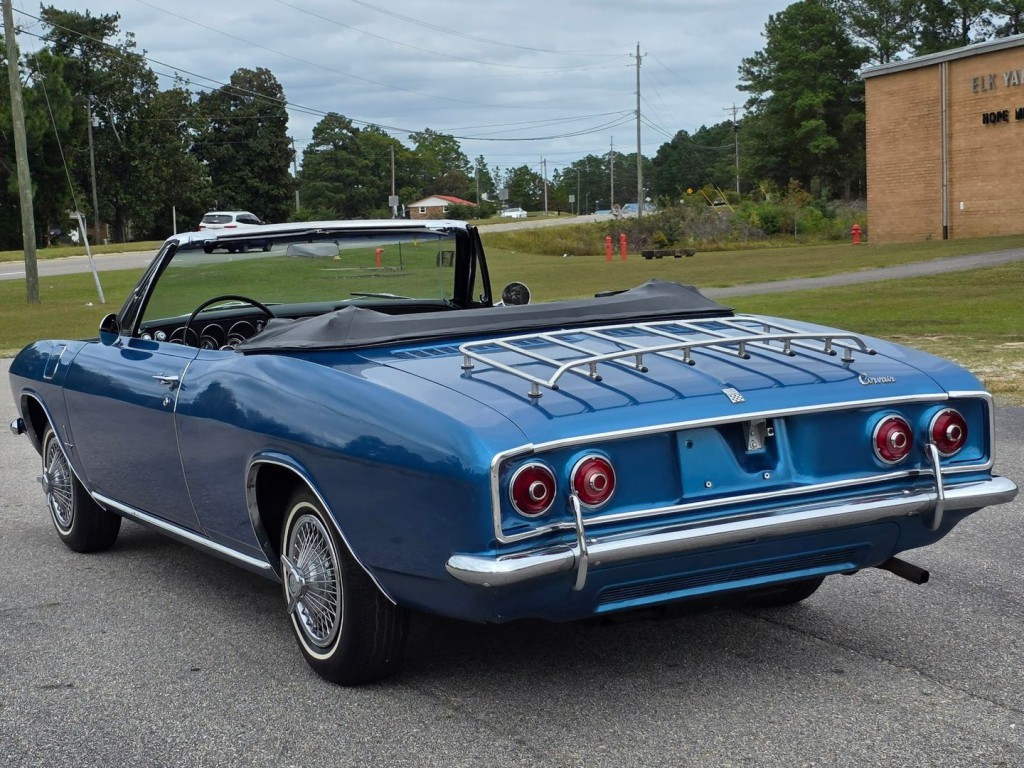 1965 Chevrolet Corvair Image 10
