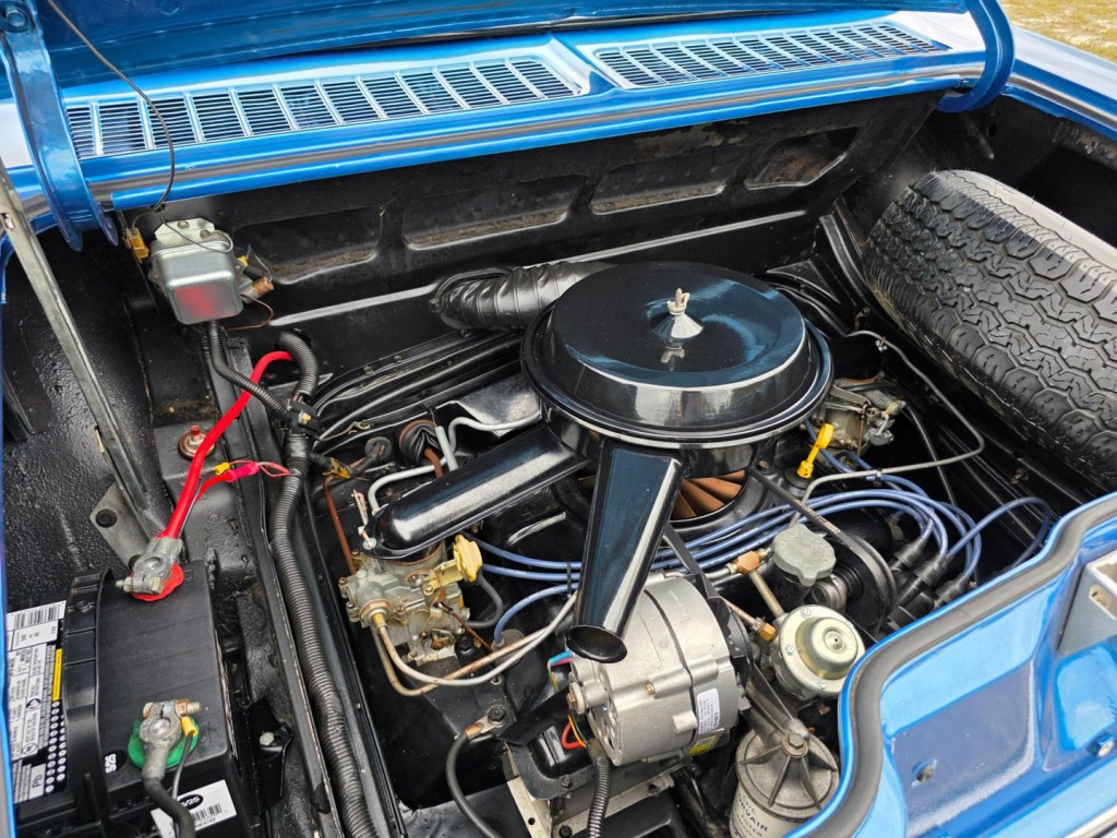 1965 Chevrolet Corvair Image 42