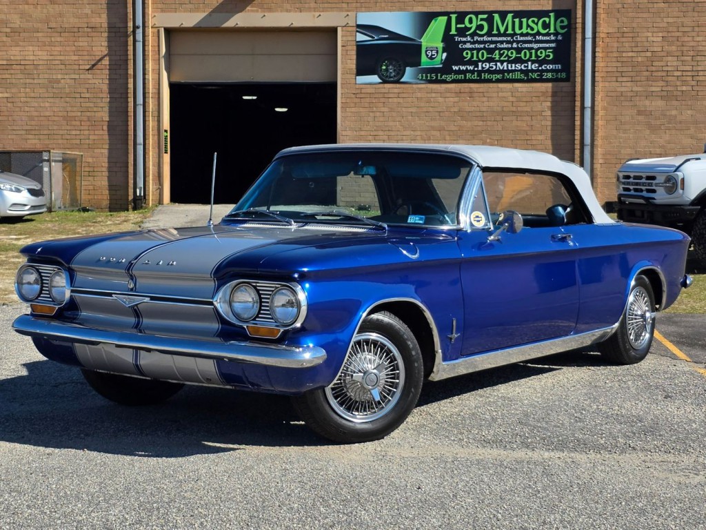 1964 Chevrolet Corvair Image 13