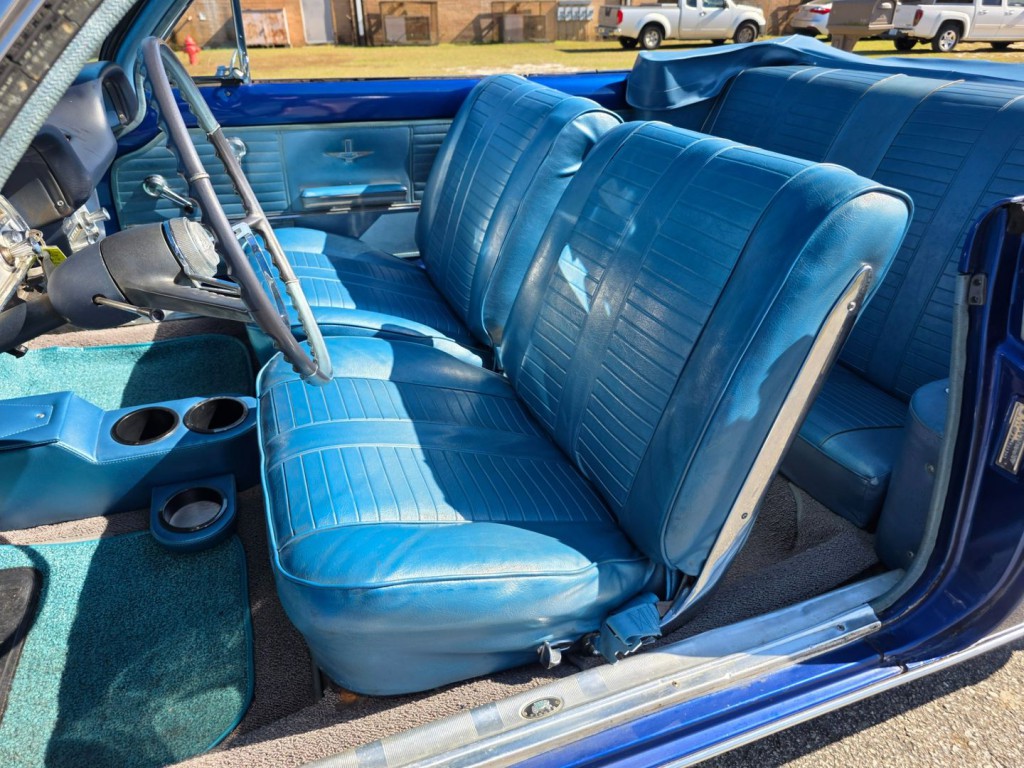 1964 Chevrolet Corvair Image 14