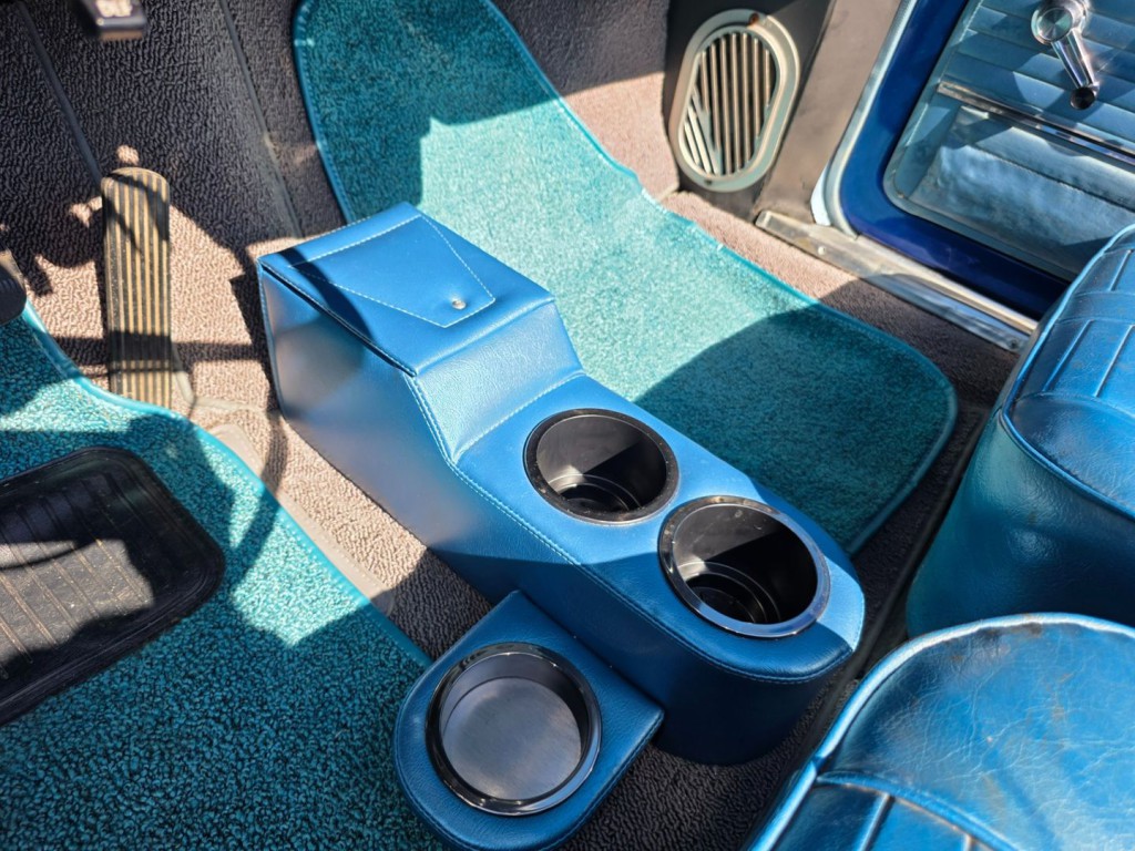 1964 Chevrolet Corvair Image 24