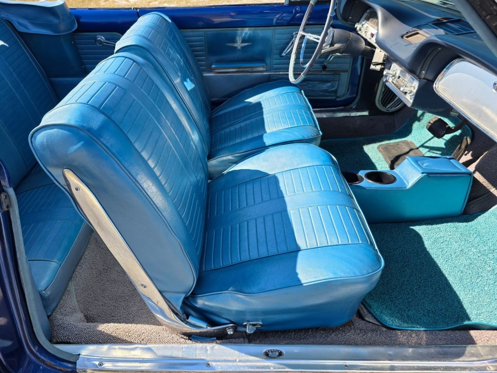 1964 Chevrolet Corvair Image 29