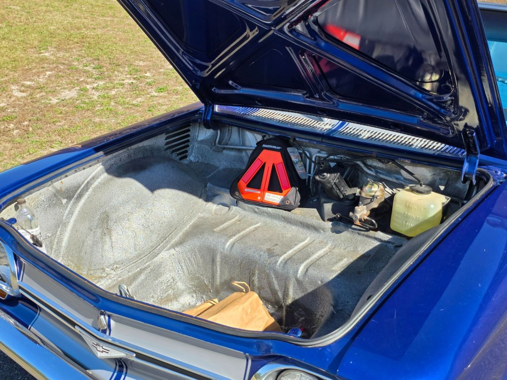 1964 Chevrolet Corvair Image 37