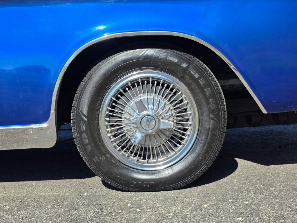 1964 Chevrolet Corvair Image 45