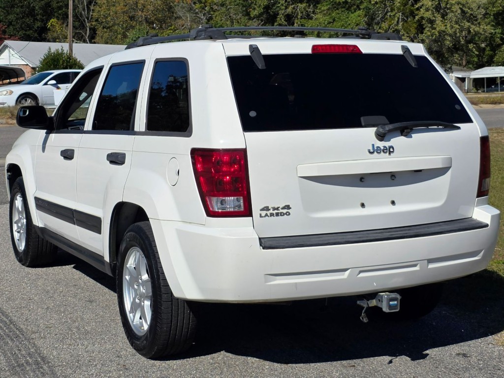 2006 Jeep Grand Cherokee Image 10