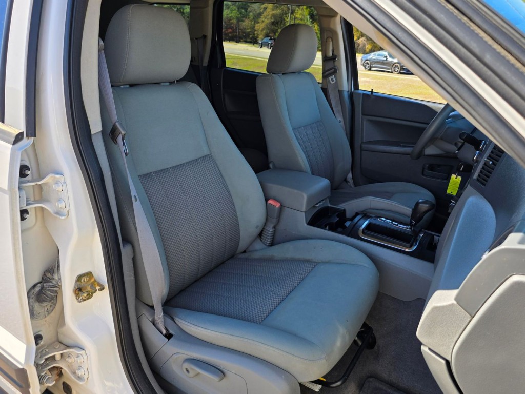 2006 Jeep Grand Cherokee Image 30