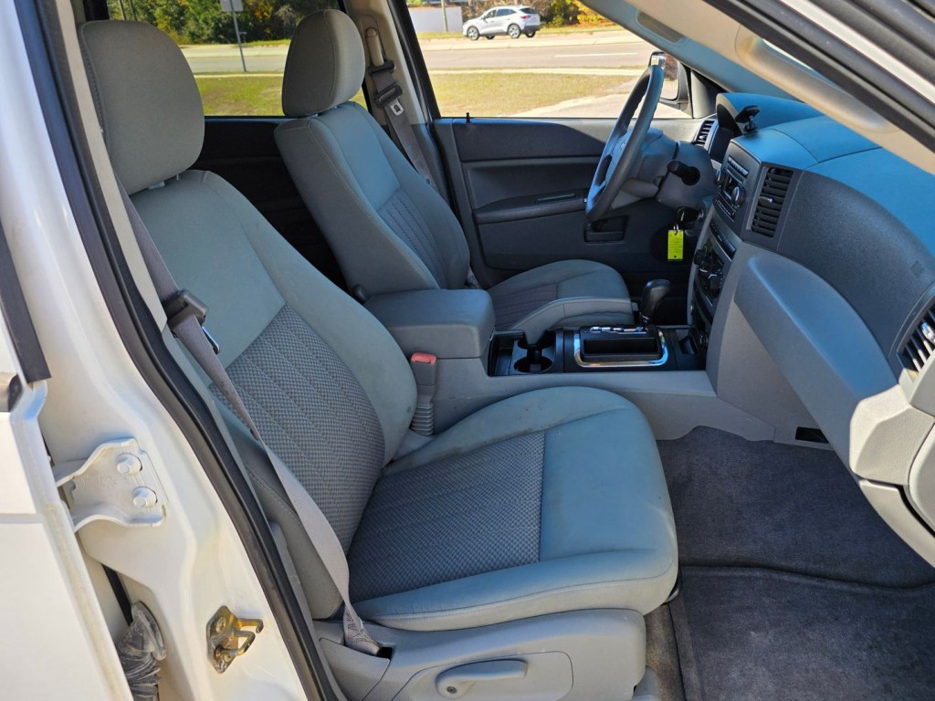 2006 Jeep Grand Cherokee Image 31
