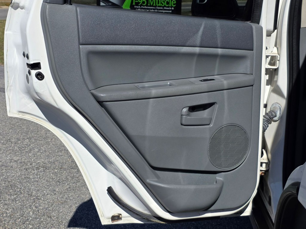 2006 Jeep Grand Cherokee Image 36