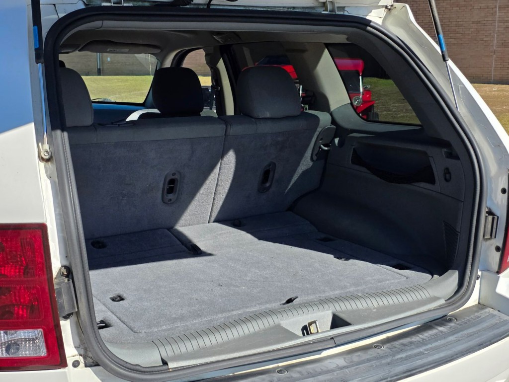 2006 Jeep Grand Cherokee Image 47