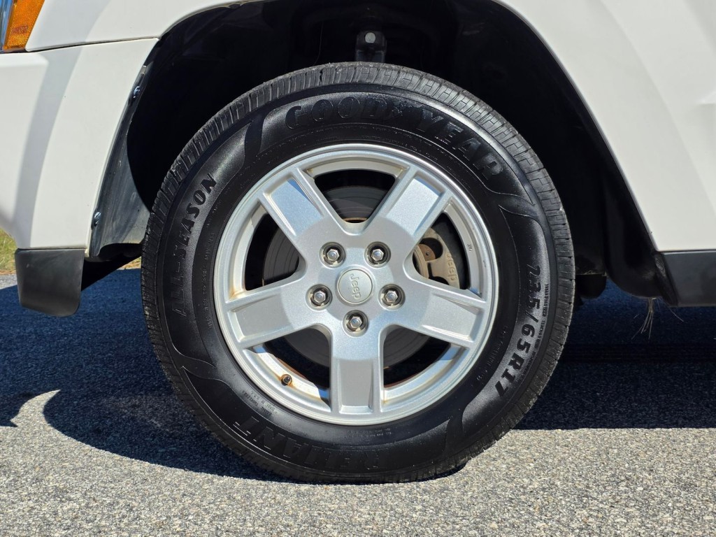 2006 Jeep Grand Cherokee Image 48