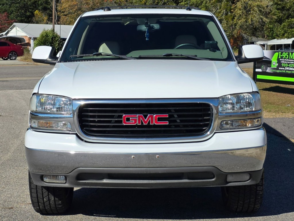 2005 GMC Yukon Image 43