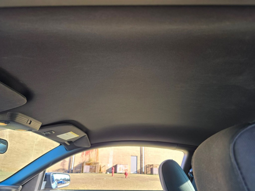 2010 Ford Mustang Image 34