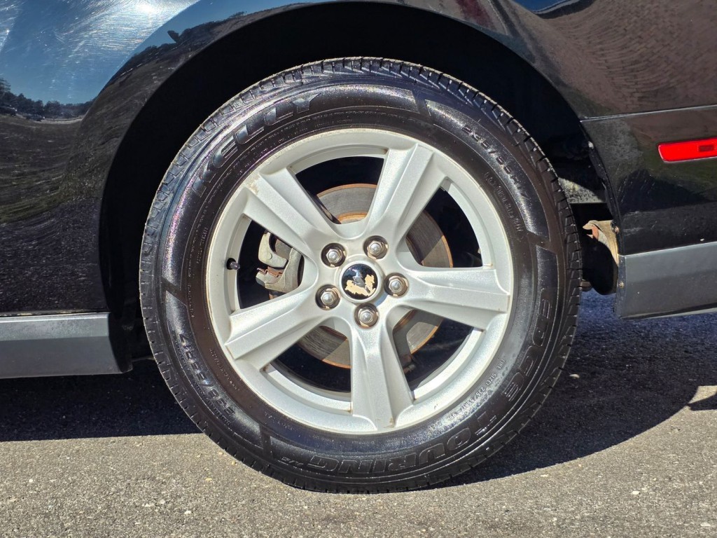 2010 Ford Mustang Image 48