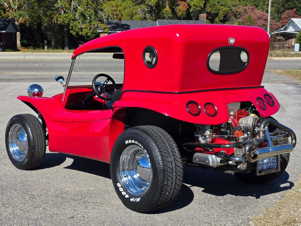 2022 Volkswagen Beetle Image 11