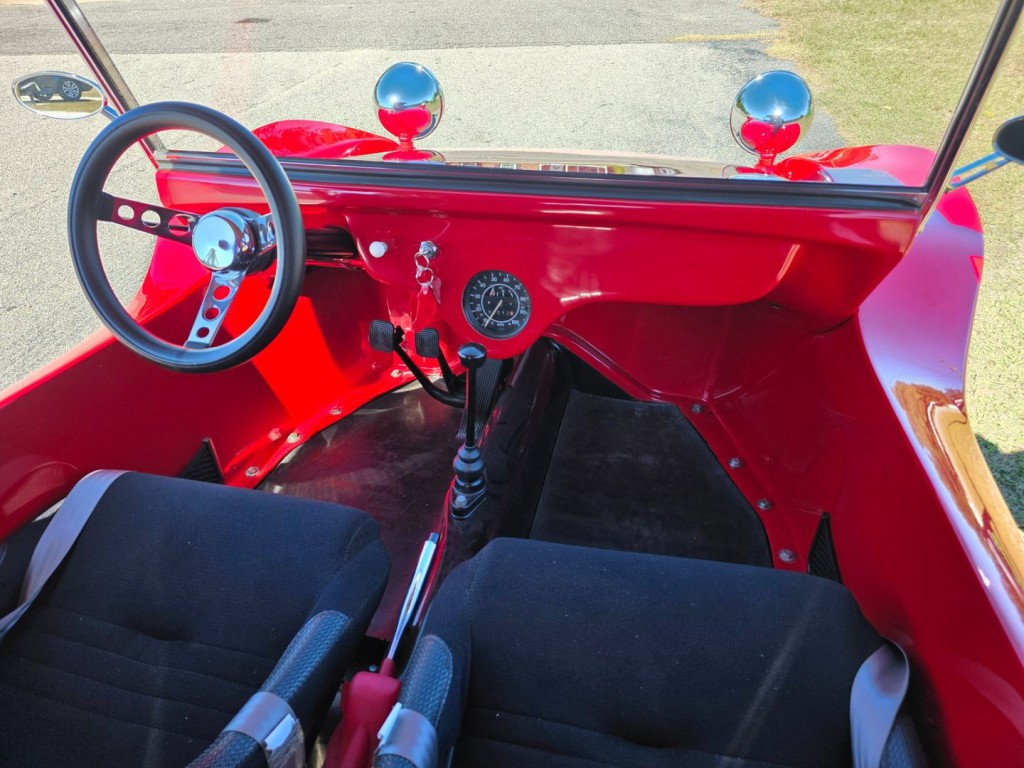 2022 Volkswagen Beetle Image 27