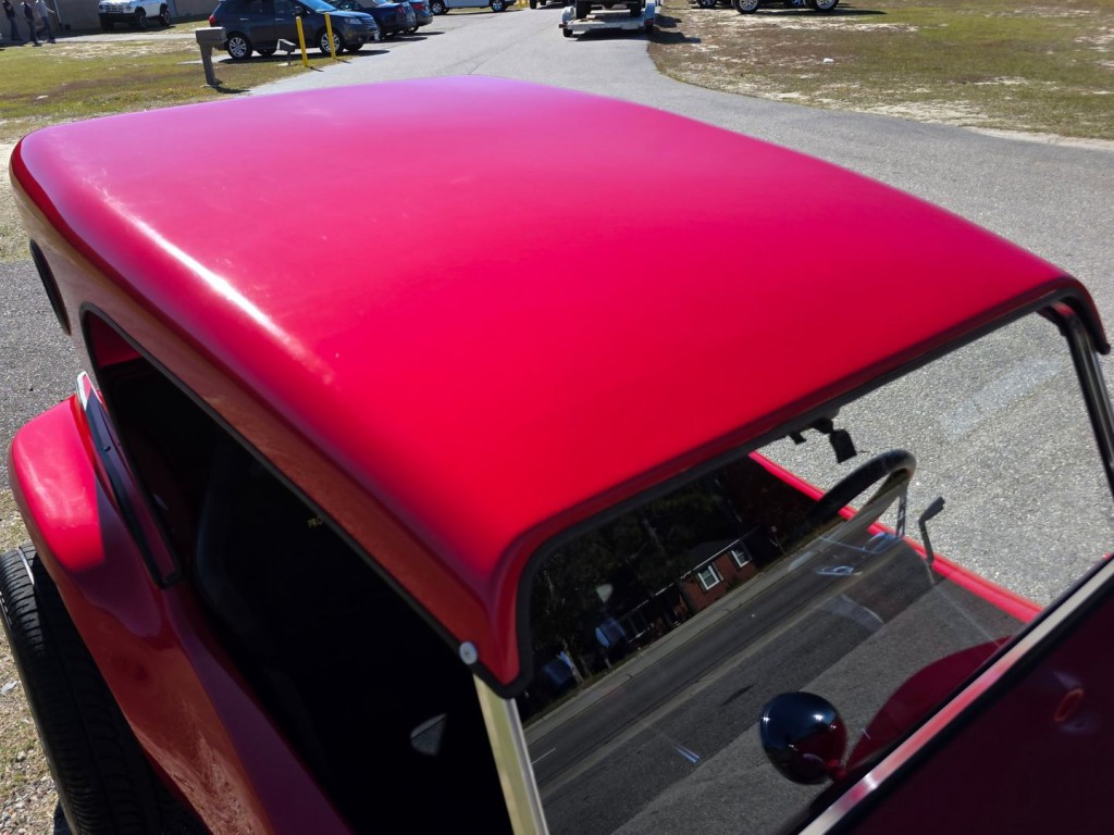 2022 Volkswagen Beetle Image 31