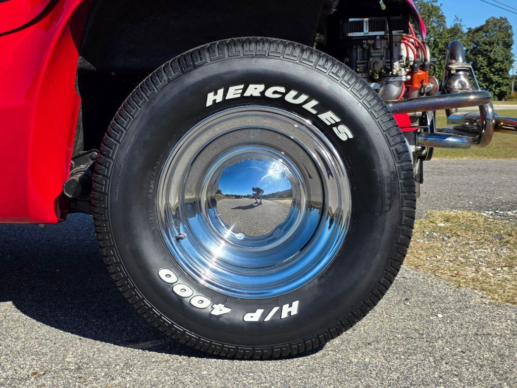 2022 Volkswagen Beetle Image 39