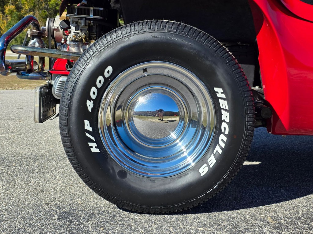 2022 Volkswagen Beetle Image 40