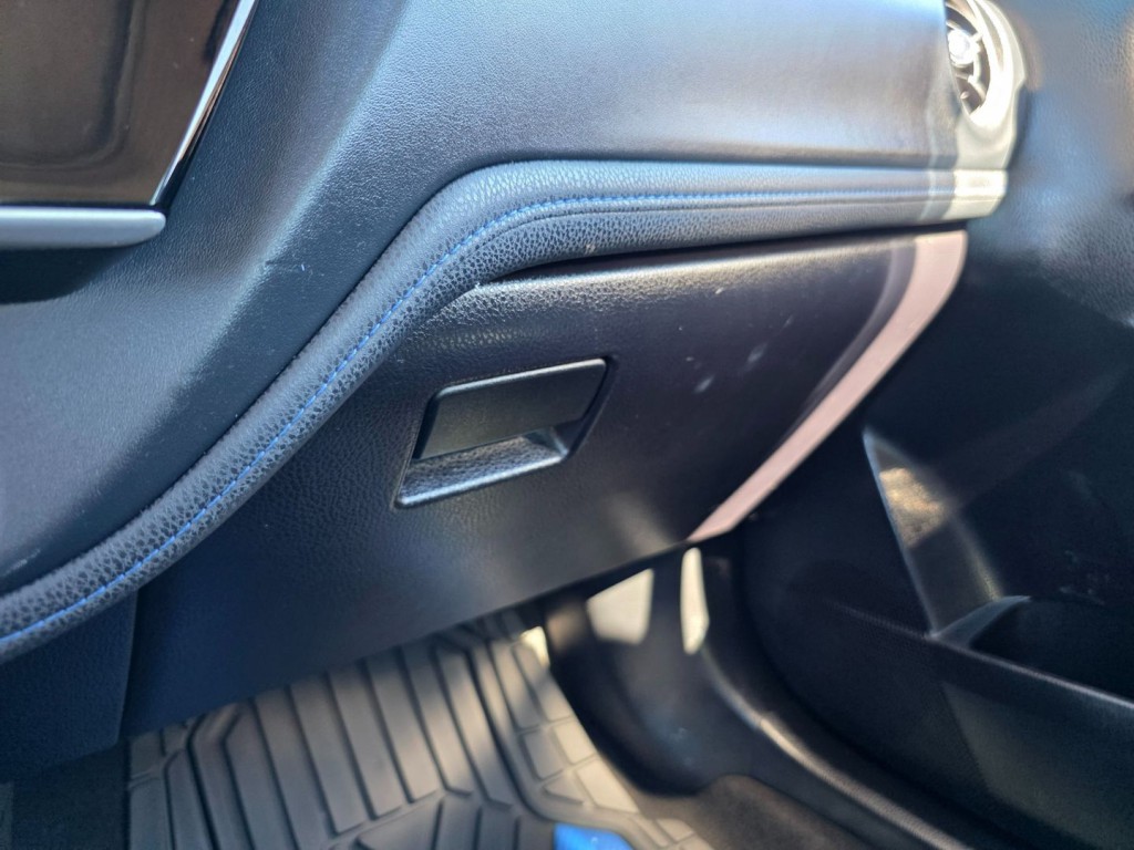 2017 Toyota Corolla Image 22