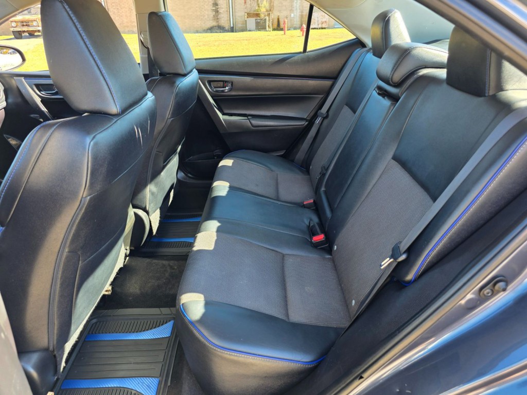 2017 Toyota Corolla Image 27