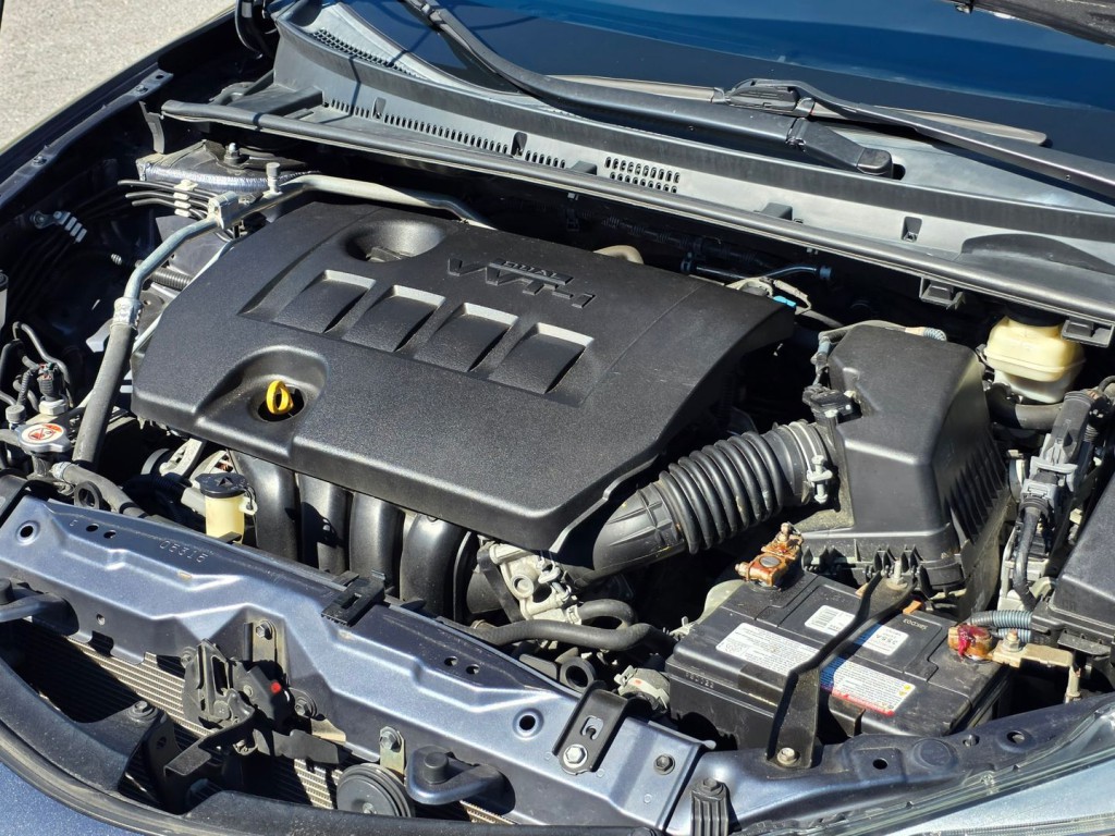 2017 Toyota Corolla Image 41