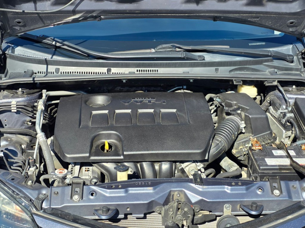 2017 Toyota Corolla Image 42