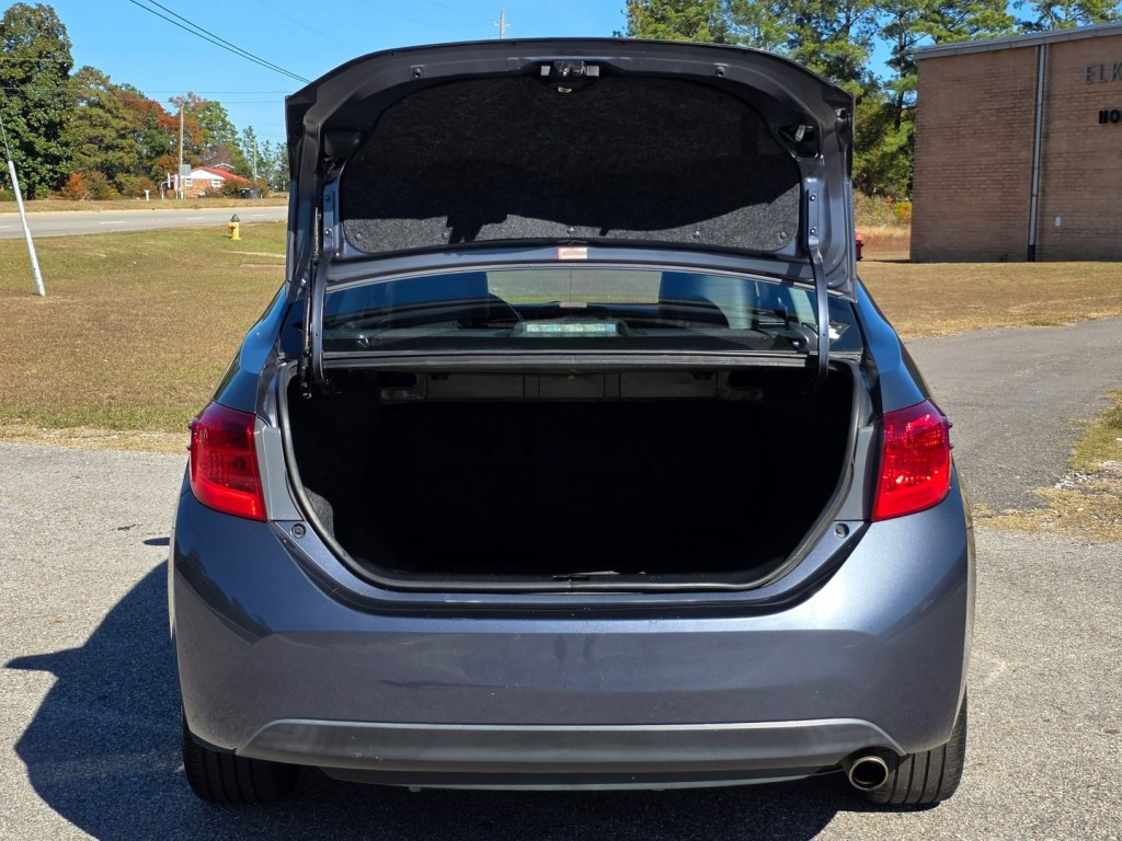 2017 Toyota Corolla Image 45