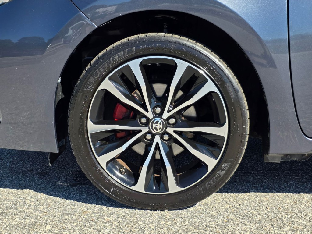 2017 Toyota Corolla Image 49