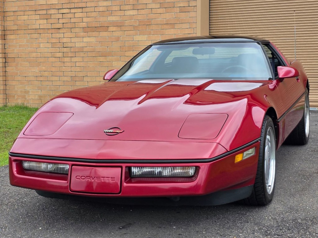 1989 Chevrolet Corvette Image 2