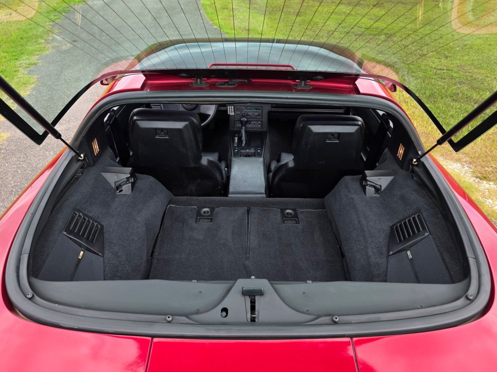 1989 Chevrolet Corvette Image 44