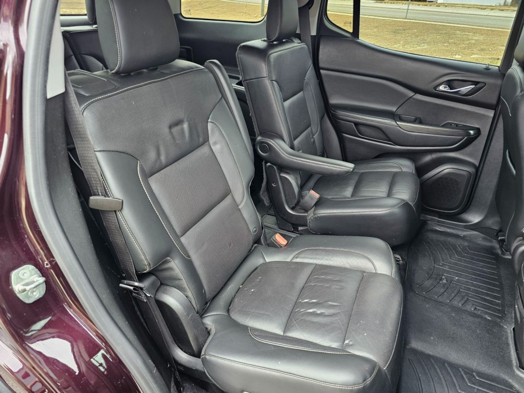 2018 GMC Acadia Image 32