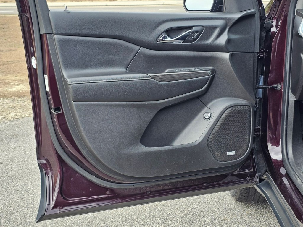 2018 GMC Acadia Image 38