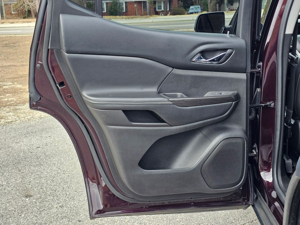 2018 GMC Acadia Image 40