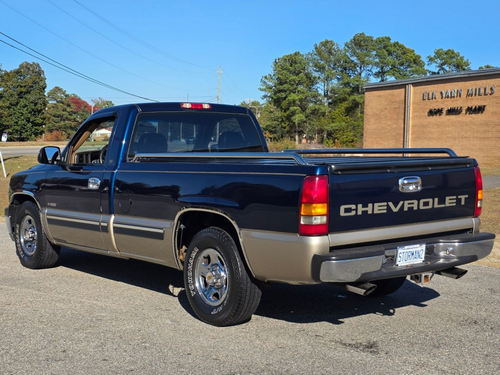 1999 Chevrolet Silverado 1500 Image 11