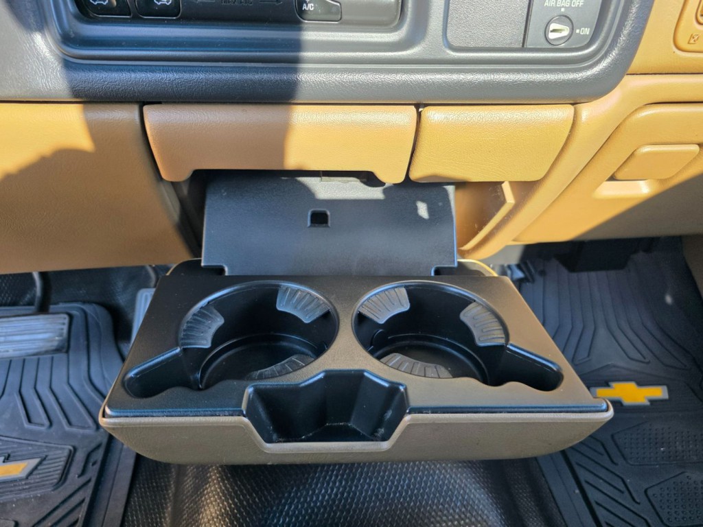 1999 Chevrolet Silverado 1500 Image 22