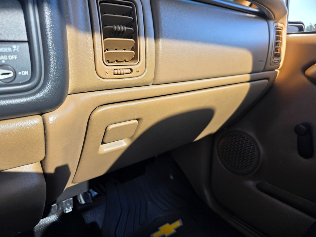 1999 Chevrolet Silverado 1500 Image 23