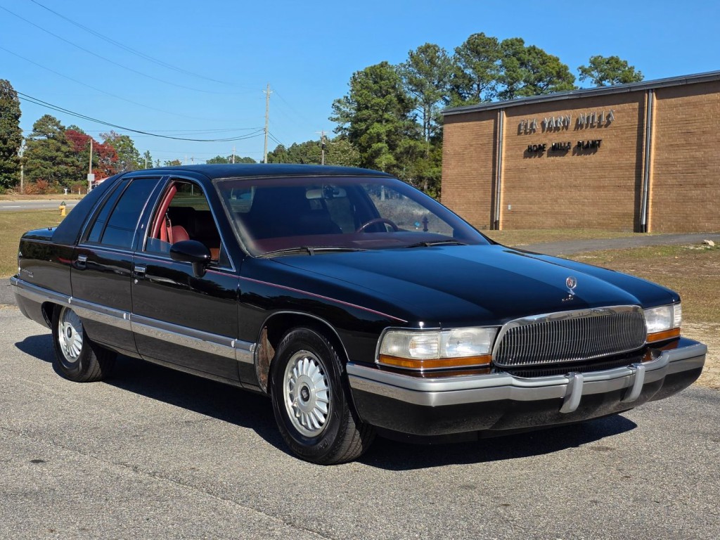 1992 Buick Roadmaster Image 5