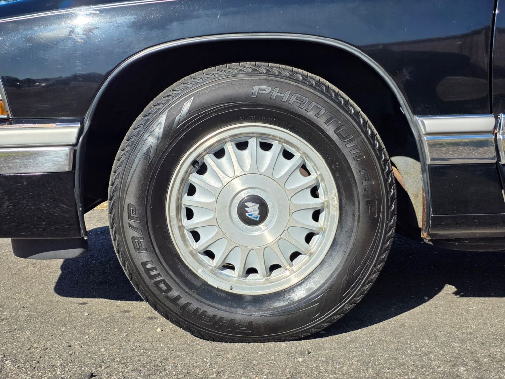 1992 Buick Roadmaster Image 55