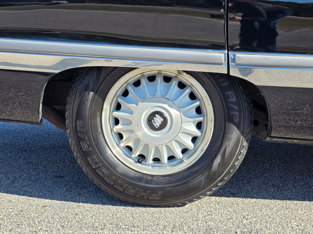 1992 Buick Roadmaster Image 57