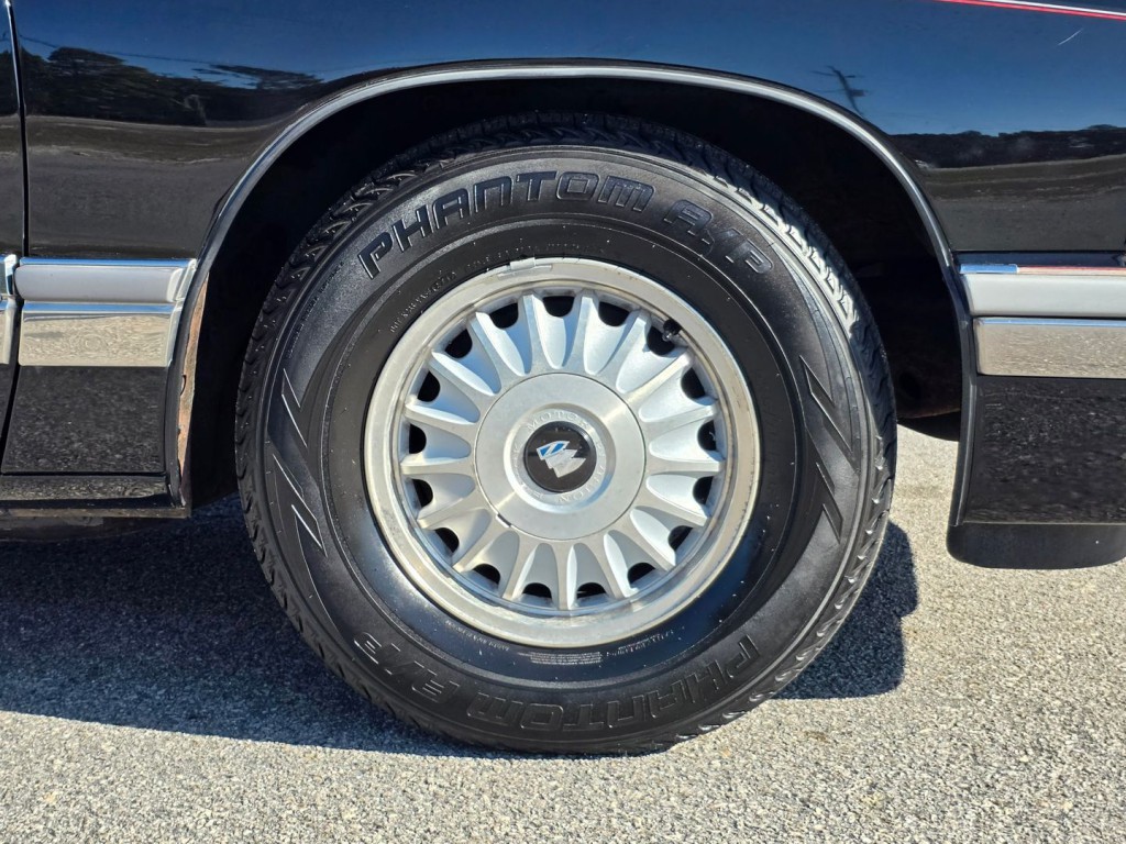 1992 Buick Roadmaster Image 58