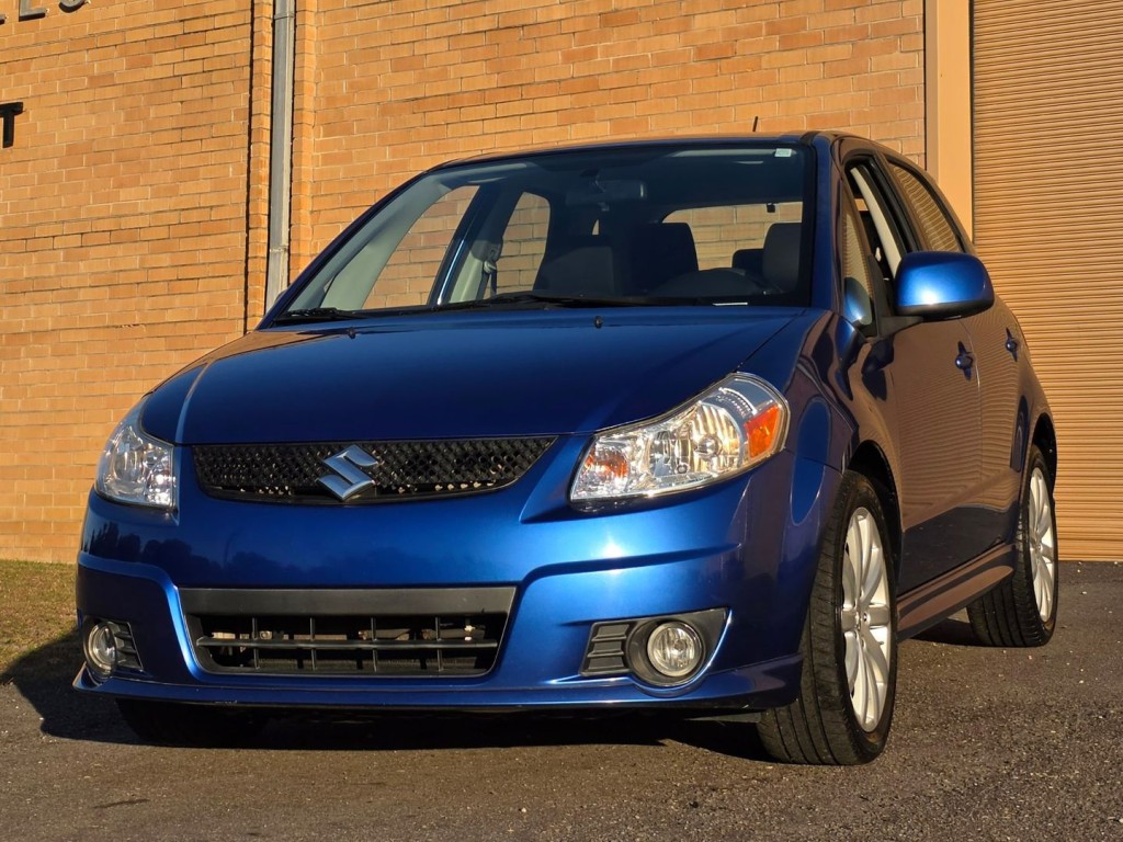 2012 Suzuki SX4 Image 2