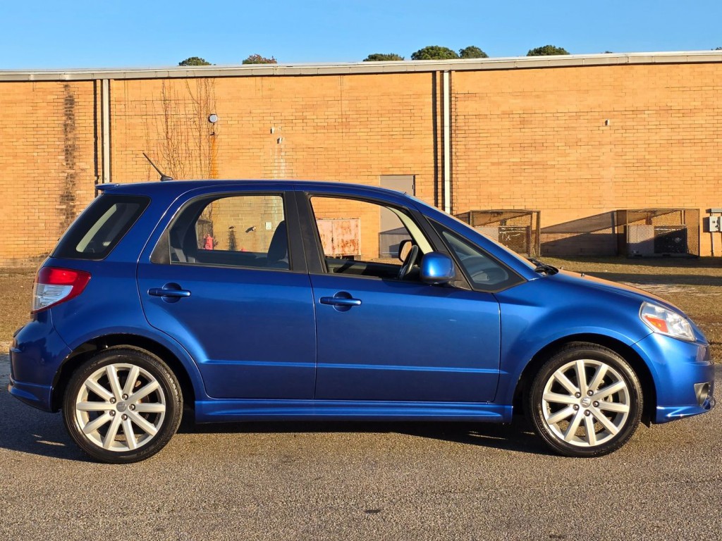 2012 Suzuki SX4 Image 6