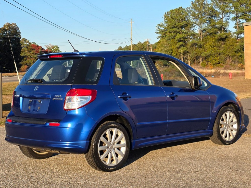 2012 Suzuki SX4 Image 7